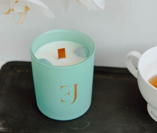 Crystal candle relaxation